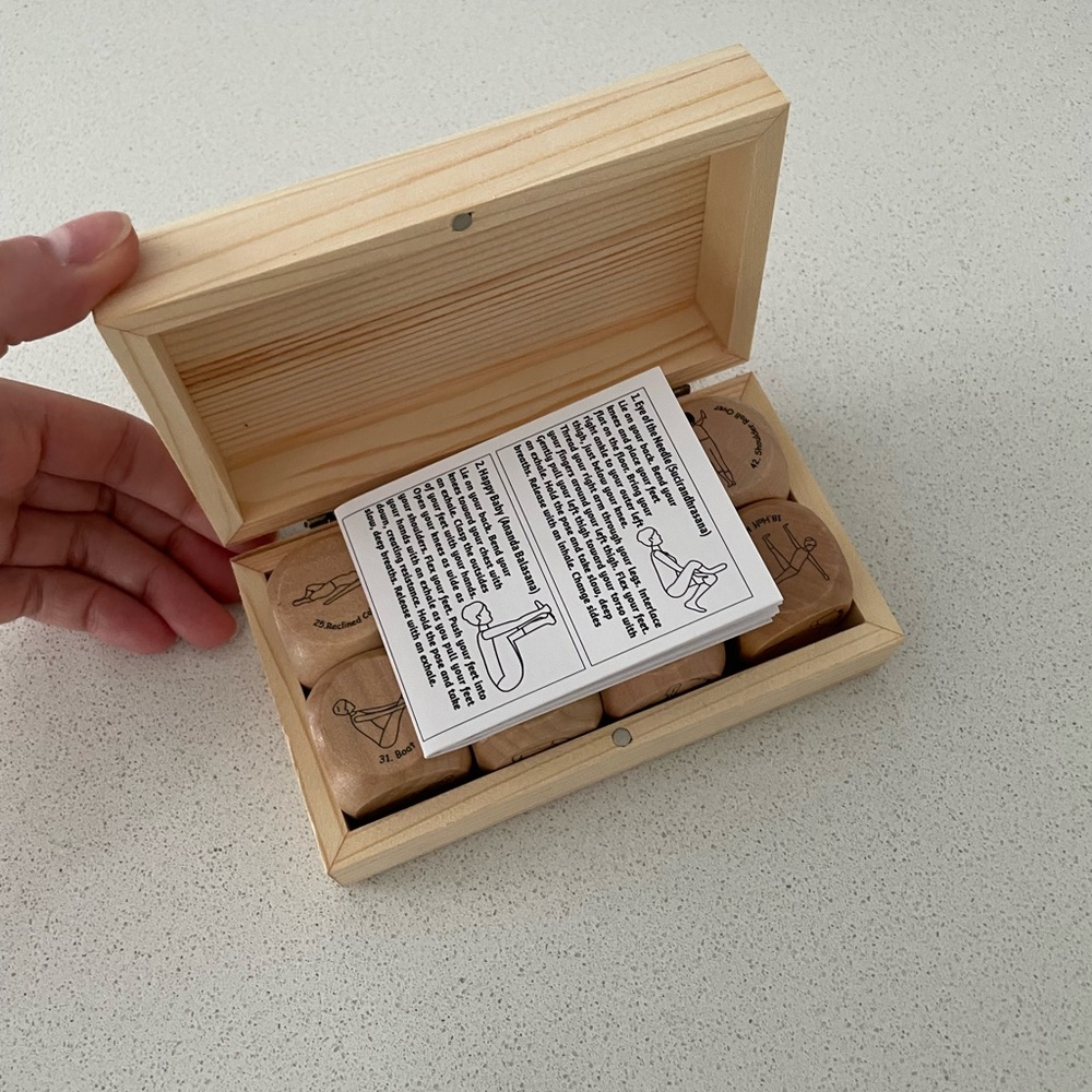 Garybank Wooden yoga dice